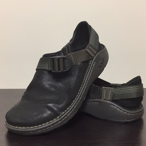 chaco men's clogs